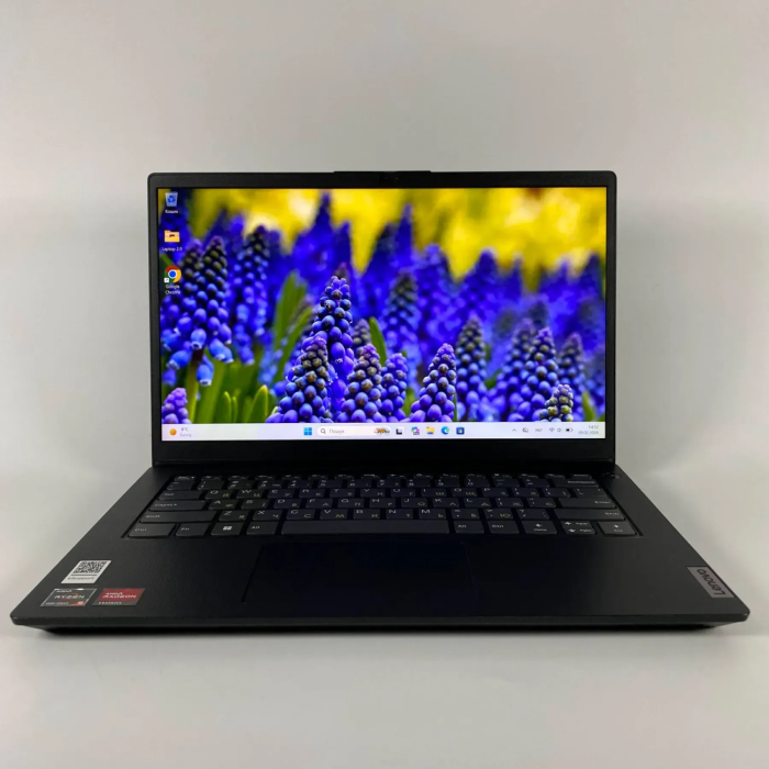 Ультрабук Lenovo V14 G2 / 14" (1920x1080) IPS / AMD Ryzen 5 5500U (6 (12) ядер по 2.1 - 4.0 GHz) / 20 GB DDR4 / 256 GB SSD / AMD Radeon Graphics 448SP / WebCam / HDMI б/в - зображення 2