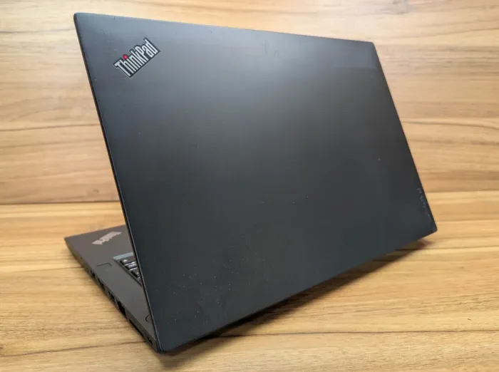 Ноутбук Б-клас Lenovo ThinkPad T480 / 14" (1920x1080) IPS / Intel Core i5-8250U (4 (8) ядра по 1.6 - 3.4 GHz) / 12 GB DDR4 / 512 GB SSD / Intel UHD Graphics 620 / WebCam / TouchID / Windows 10 б/в - зображення 8