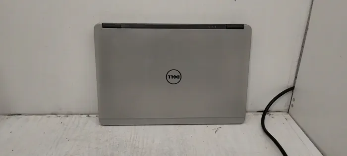 Нетбук Dell Latitude E7240 / 12.5" (1366x768) TN / Intel Core i5-4310U (2 (4) ядра по 2.0 - 3.0 GHz) / 8 GB DDR3 / 256 GB SSD M.2 / Intel HD Graphics 4400 / WebCam б/в - зображення 6