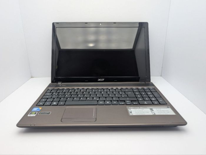 Ноутбук Acer Aspire 5742G / 15.6" (1366x768) TN / Intel Core i3-380M (2 (4) ядра по 2.53 GHz) / 6 GB DDR3 / 500 GB HDD / nVidia GeForce GT 540M, 1 GB GDDR3, 128-bit / WebCam б/в - зображення 3