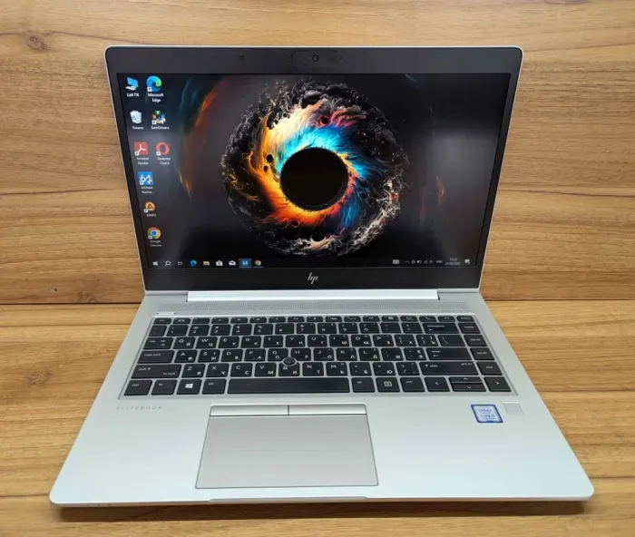 Ультрабук HP EliteBook 840 G5 / 14" (1920x1080) IPS / Intel Core i5-7200U (2 (4) ядра по 2.5 - 3.1 GHz) / 16 GB DDR4 / 512 GB SSD / Intel UHD Graphics 620 / WebCam / TouchID / Windows 10 б/в - зображення 2