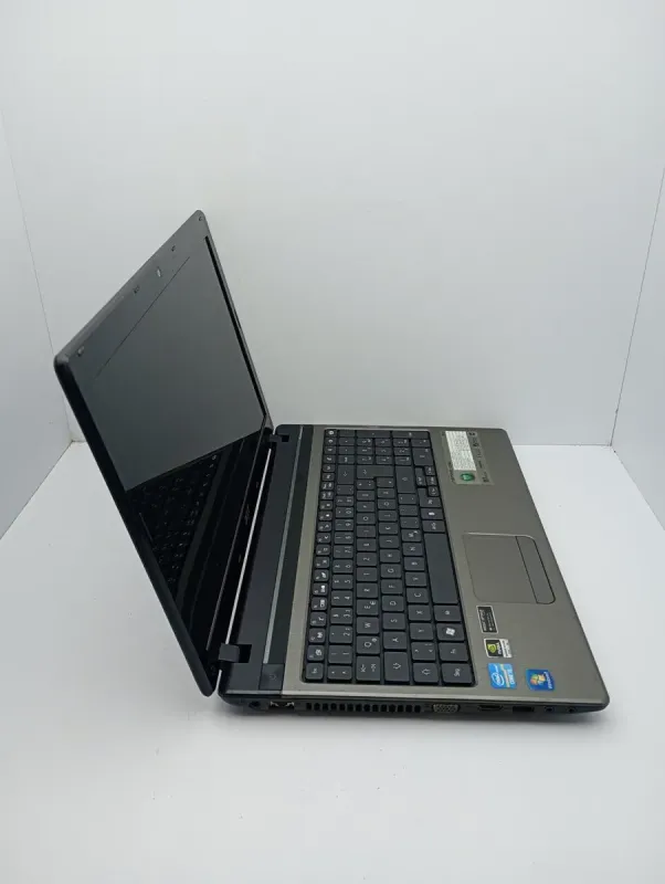Ноутбук Б-клас Acer Aspire 5750G / 15.6" (1366x768) TN / Intel Core i5-2430M (2 (4) ядра по 2.4 - 3.0 GHz) / 6 GB DDR3 / 500 GB HDD / nVidia GeForce GT 520m, 1 GB DDR3, 64-bit / WebCam б/в - зображення 5