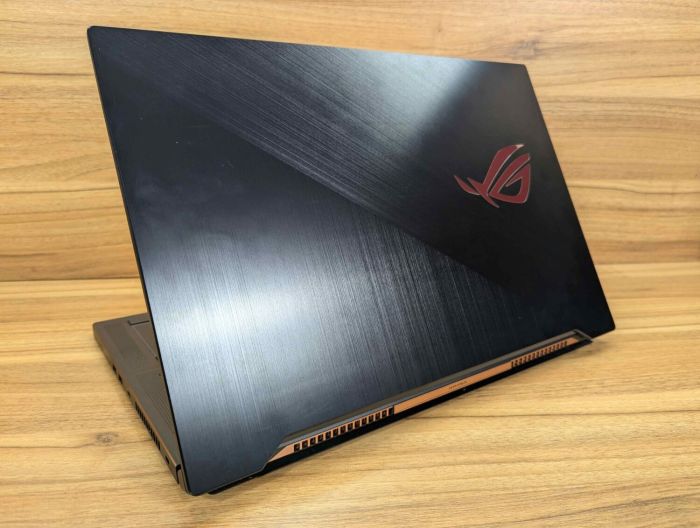 Ігровий ноутбук Asus ROG Zephyrus GX701G / 17,3" (1920x1080) IPS / Intel Core i7-9750H (6 (12) ядер по 2,6 - 4,5 ГГц) / 16 ГБ DDR4 / 1000 ГБ SSD / nVidia GeForce RTX 2070, 8 ГБ GDDR6, 256-біт / HDMI / Windows 10 б/в - зображення 7