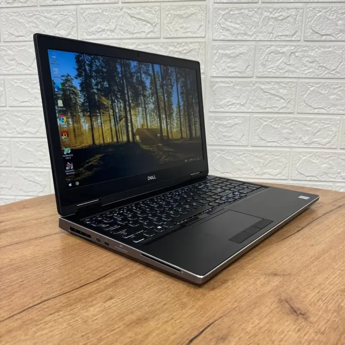 Мобільна робоча станція Б-клас Dell Precision 7530 / 15.6" (1920x1080) IPS / Intel Core i7-8850H (6 (12) ядер по 2.6 - 4.3 GHz) / 16 GB DDR4 / 512 GB SSD / nVidia Quadro P1000, 4 GB GDDR5, 128-bit / WebCam б/в - зображення 4