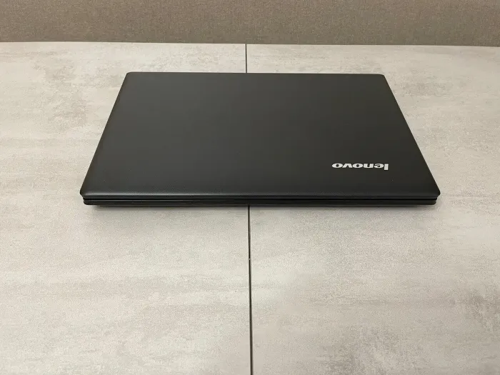 Ноутбук Lenovo Ginkgo 7A1 / 17.3" (1600x900) TN / Intel Pentium 3550M (2 ядра по 2.3 GHz) / 8 GB DDR3 / 128 GB SSD / Intel HD Graphics / WebCam б/в - зображення 6