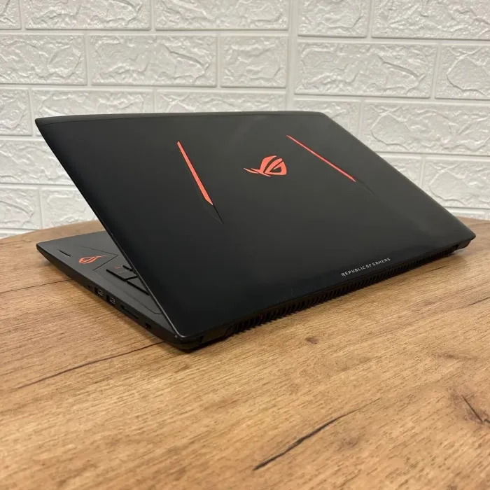 Ігровий ноутбук Б-клас Asus ROG Strix GL502VT / 15.6" (1920x1080) TN / Intel Core i7-6700HQ (4 (8) ядра по 2.6 - 3.5 GHz) / 12 GB DDR4 / 256 GB SSD NVMe + 1000 GB HDD / nVidia GeForce GTX 970M, 3 GB GDDR5, 192-bit / WebCam б/в - зображення 6