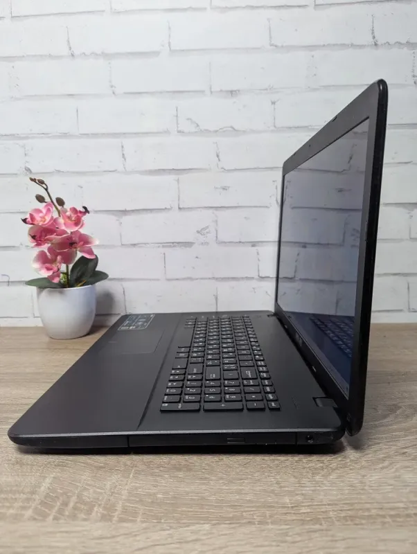 Ноутбук Б-клас Asus A751S / 17.3" (1600x900) TN / Intel Celeron N3060 (2 ядра по 1.6 - 2.48 GHz) / 8 GB DDR3 / 128 GB SSD / Intel HD Graphics / WebCam / DVD-ROM б/в - зображення 6