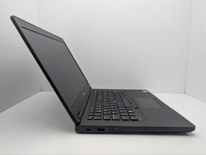 Ноутбук Dell Latitude 5480 / 14" (1920x1080) IPS / Intel Core i5-6300U (2 (4) ядра по 2.4 - 3.0 GHz) / 8 GB DDR4 / 120 GB SSD / Intel HD Graphic 620 / WebCam б/в - зображення 4