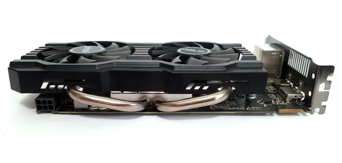 Дискретна відеокарта AMD Radeon R9 270, 2 GB GDDR5, 256-bit / DisplayPort, DVI, HDMI б/в - зображення 4