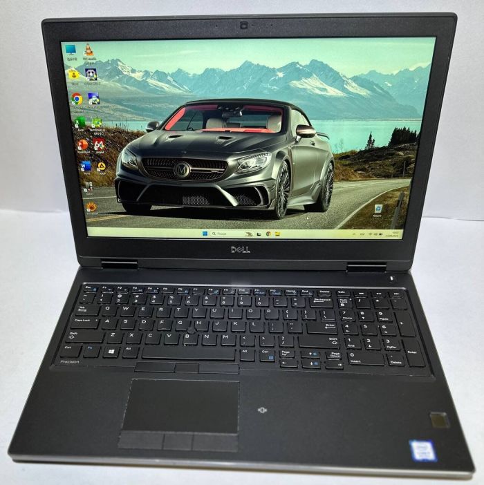 Мобільна робоча станція Dell Precision 7530 / 15.6" (1920x1080) IPS / Intel Core i7-8850H (6 (12) ядер по 2.6 - 4.3 GHz) / 64 GB DDR4 / 512 GB SSD / nVidia Quadro P2000, 4 GB GDDR5, 128-bit / WebCam / Win 11 Pro б/в - зображення 2