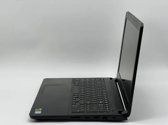 Ігровий ноутбук Dell Inspiron 15 7559 / 15.6" (1920x1080) IPS / Intel Core i5-6300HQ (4 ядра по 2.3 - 3.2 GHz) / 16 GB DDR3 / 480 GB SSD / nVidia GeForce GTX 960M, 4 GB GDDR5, 128-bit / WebCam б/в - зображення 4