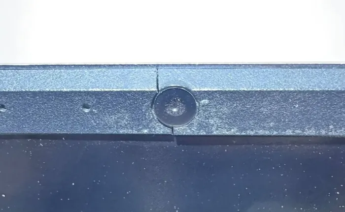 Ігровий ноутбук Б-класу Clevo Lambda P960RF / 15,6" (1920x1080) IPS / Intel Core i7-9750H (6 (12) ядер по 2,6 - 4,5 ГГц) / 32 ГБ DDR4 / 512 ГБ SSD / nVidia GeForce RTX 2070 Max-Q, 8 ГБ GDDR6, 256-біт / Без веб-камери б/в - зображення 13