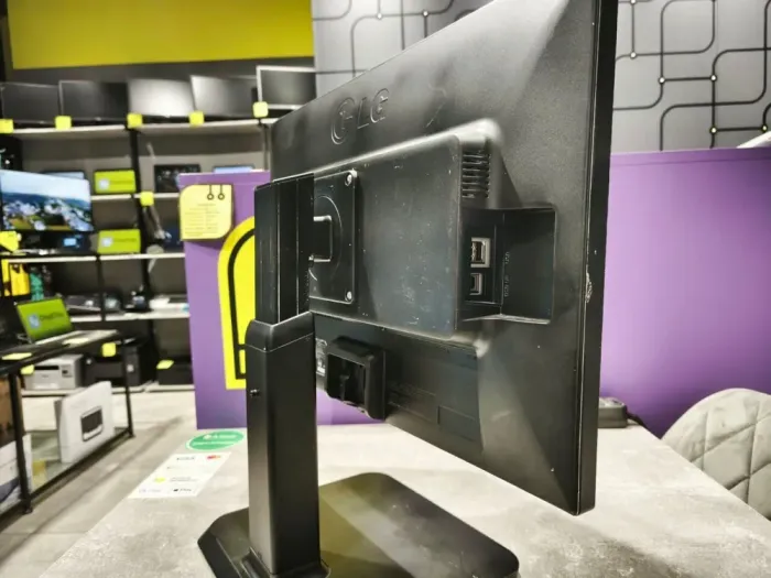 Монітор LG 22MB65PY / 22" (1680x1050) TN / USB, VGA, DVI, DisplayPort / VESA 100x100 б/в - зображення 3