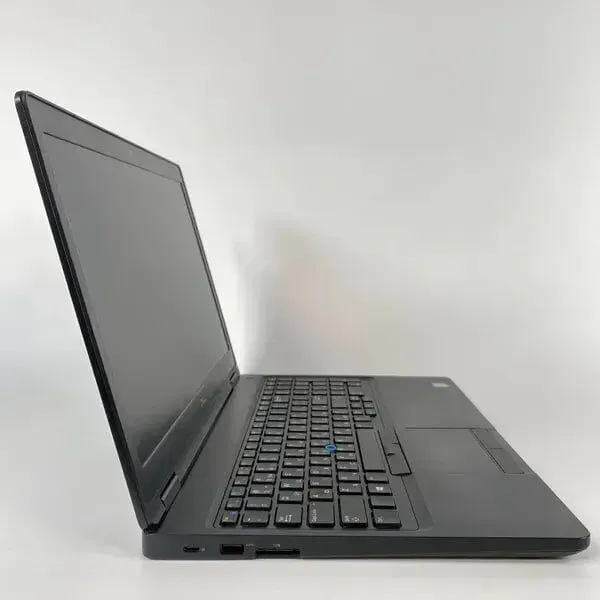 Ноутбук Б-клас Dell Latitude 5590 / 15.6" (1920x1080) IPS / Intel Core i5-8250U (4 (8) ядра по 1.6 - 3.4 GHz) / 16 GB DDR4 / 256 GB SSD / Intel UHD Graphics 620 / WebCam / SIM б/в - зображення 4