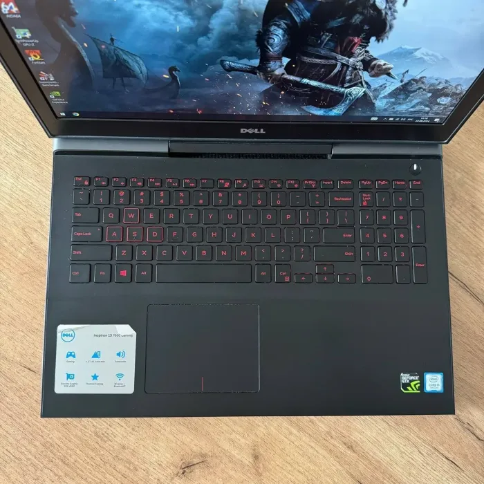 Ігровий ноутбук Б-клас Dell Inspiron 15 Gaming 7567 / 15.6" (1920x1080) IPS / Intel Core i5-7300HQ (4 ядра по 2.5 - 3.5 GHz) / 16 GB DDR4 / 128 GB SSD M.2 + 1000 GB HDD / nVidia GeForce GTX 1050, 4 GB GDDR5, 128-bit / WebCam б/в - зображення 7