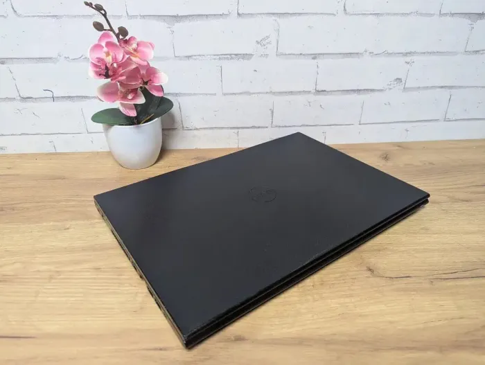 Ноутбук Dell Inspiron 15 3000 / 15.6" (1920x1080) TN / Intel Core i3-4005U (2 (4) ядра по 1.7 GHz) / 8 GB DDR3 / 128 GB SSD / Intel HD Graphics 4400 / WebCam б/в - зображення 7