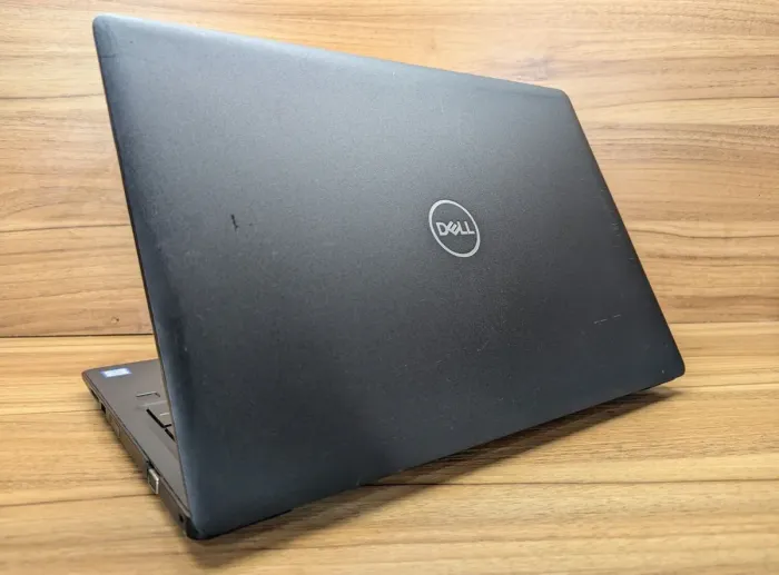 Ноутбук Б-клас Dell Latitude 3590 / 15.6" (1920x1080) IPS / Intel Core i3-7130U (2 (4) ядра по 2.7 GHz) / 16 GB DDR4 / 512 GB SSD / Intel HD Graphics 620 / WebCam / Fingerprint / Windows 10 б/в - зображення 6