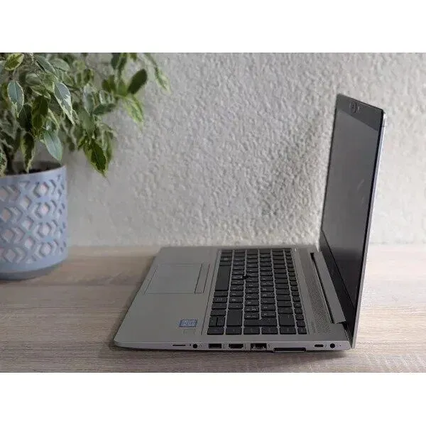 Ноутбук HP EliteBook 840 G6 / 14" (1920x1080) IPS / Intel Core i7-8665U (4 (8) ядра по 1.9 - 4.8 GHz) / 16 GB DDR4 / 256 GB SSD / Intel UHD Graphics 620 / WebCam б/в - зображення 6