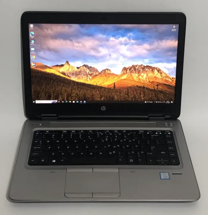 Ультрабук HP ProBook 640 G3 / 14" (1920x1080) IPS / Intel Core i5-7200U (2 (4) ядра по 2.5 - 3.1 GHz) / 8 GB DDR4 / 256 GB SSD / Intel HD Graphics 620 / WebCam / Win 10 Pro б/в - зображення 2