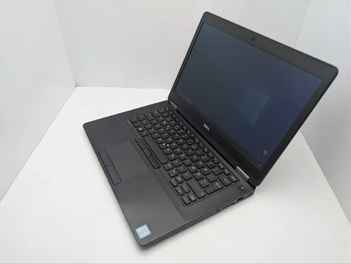 Ноутбук Dell Latitude E5470 / 14" (1920x1080) IPS / Intel Core i5-6300U (2 (4) ядра по 2.4 - 3.0 GHz) / 8 GB DDR4 / 120 GB SSD / Intel HD Graphics 520 / WebCam б/в - зображення 7