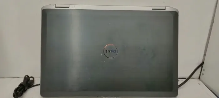 Ноутбук Б-клас Dell Latitude E6520 / 15.6" (1920x1080) TN / Intel Core i5-2520M (2 (4) ядра по 2.5 - 3.2 GHz) / 8 GB DDR3 / 500 GB HDD / nVidia NVS 4200M, 512 MB GDDR3, 64-bit / WebCam б/в - зображення 8