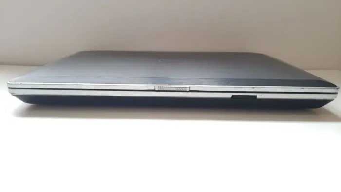 Ноутбук Dell Latitude E6420 / 14" (1600x900) TN / Intel Core i7-2620M (2 (4) ядра по 2.7 - 3.4 GHz) / 8 GB DDR3 / 256 GB SSD / Intel HD Graphics 3000 / WebCam б/в - зображення 7