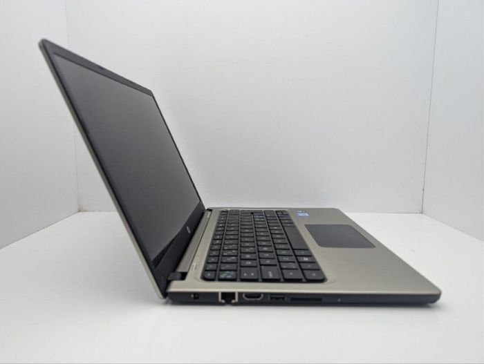 Ноутбук HP Folio 13-2000 / 13.3" (1366x768) TN / Intel Core i5-2467M (2 (4) ядра по 1.6 - 2.3 GHz) / 8 GB DDR3 / 32 GB SSD / Intel HD Graphics 3000 / WebCam б/в - изображение 4