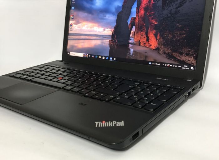 Ноутбук Lenovo ThinkPad E540 / 15.6" (1920x1080) TN / Intel Core i5-4340M (2 (4) ядра по 2.9 - 3.6 GHz) / 8 GB DDR3 / 750 GB HDD / nVidia GeForce GT 740M, 2 GB GDDR3, 64-bit / WebCam / DVD-ROM б/в - изображение 9