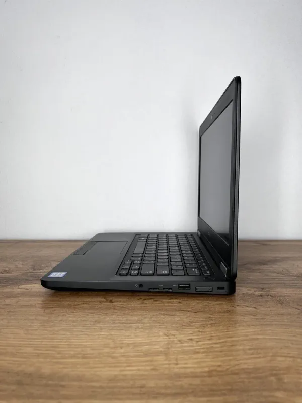 Нетбук Dell Latitude 12 E5270 / 12.5" (1366x768) TN / Intel Core i5-6200U (2 (4) ядра по 2.3 - 2.8 GHz) / 8 GB DDR3 / 512 GB SSD / Intel HD Graphics 520 / WebCam / HDMI б/в - зображення 6