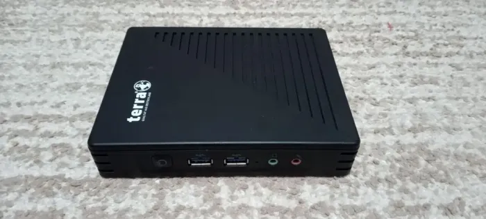 Неттоп Terra Thin Client 5200 USFF / Intel Celeron N3160 (4 ядра по 1.6 - 2.24 GHz) / 4 GB DDR3 / 64 GB SSD / Intel HD Graphics б/в - зображення 2