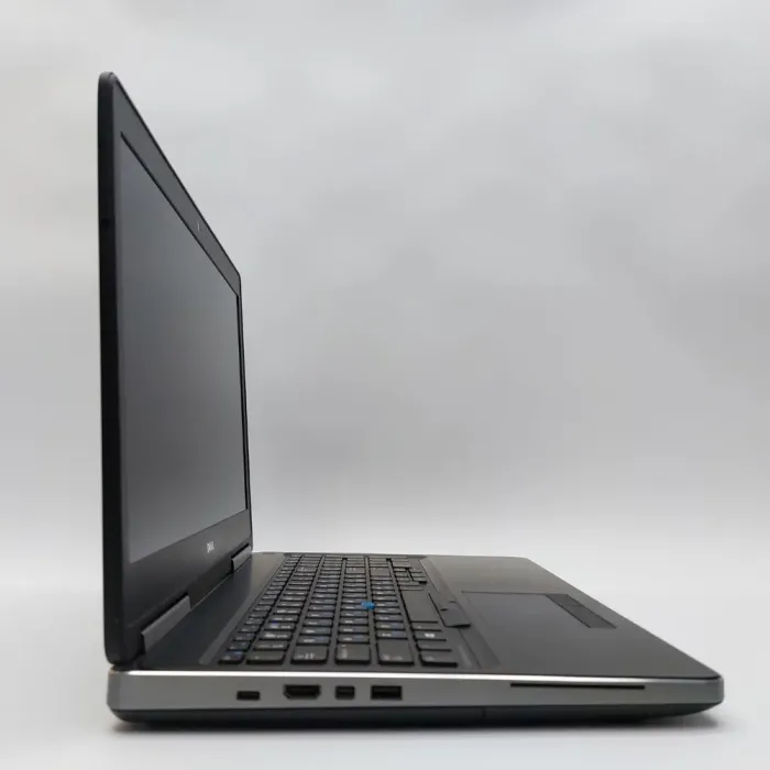 Мобільна робоча станція Dell Precision 7720 / 17.3" (3840x2160) IPS / Intel Xeon E3-1575M v5 (4 (8) ядра по 3.0 - 3.9 GHz) / 32 GB DDR4 / 512 GB SSD / nVidia Quadro M2000M, 4 GB GDDR5, 128-bit / WebCam б/в - зображення 4