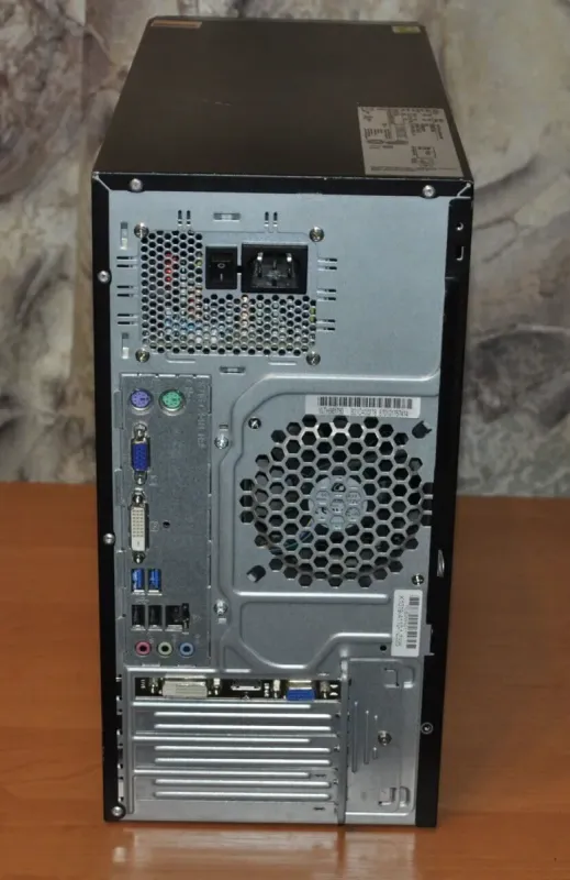 Комп'ютер Fujitsu Esprimo P420 E85 Tower / Intel Core i5-4460S (4 ядра по 2.9 - 3.4 GHz) / 8 GB DDR3 / 120 GB SSD + 500 GB HDD / nVidia GeForce GT 720, 2 GB GDDR3, 64-bit / DVD-ROM б/в - зображення 5