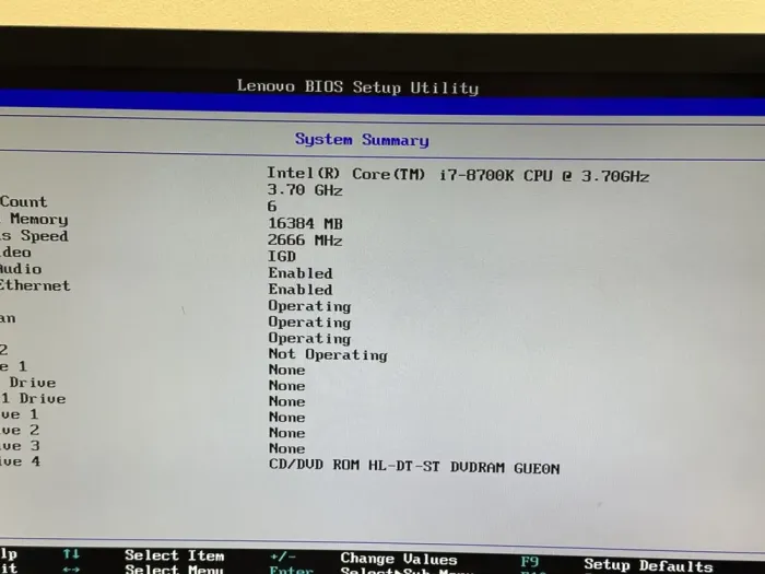Комп'ютер Б-клас Lenovo ThinkStation P330 Tower / Intel Core i7-8700K (6 (12) ядер по 3.7 - 4.7 GHz) / 16 GB DDR4 / 500 GB SSD M.2 / Intel UHD Graphics 630 / 400W / DVD-RW / USB 3.1 / DisplayPort б/в - зображення 12