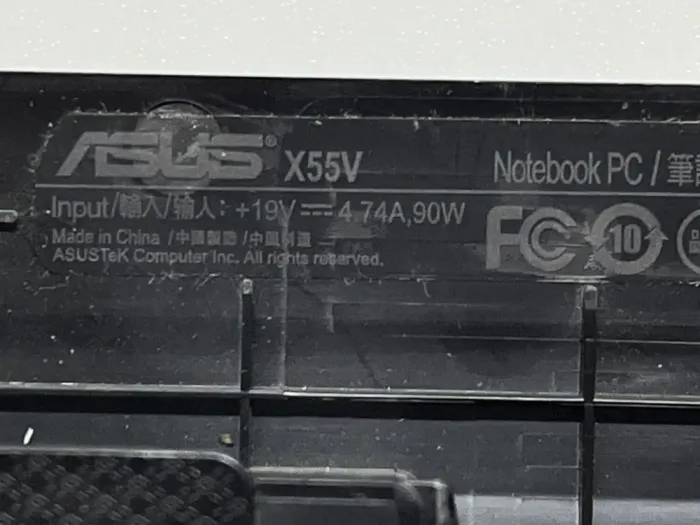 Ноутбук Asus X55VD / 15.6" (1366x768) TN / Intel Core i3-3110M (2 (4) ядра по 2.4 GHz) / 12 GB DDR3 / 256 GB SSD / nVidia GeForce 610M, 1 GB DDR3, 64-bit / WebCam / Без АКБ б/в - зображення 7