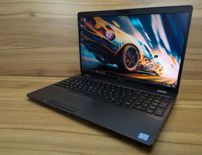 Ноутбук Dell Precision 3540 / 15.6" (1920x1080) IPS / Intel Core i5-8265U (4 (8) ядра по 1.6 - 3.9 GHz) / 16 GB DDR4 / 512 GB SSD / AMD Radeon Pro WX 2100, 2 GB GDDR5, 64-bit / WebCam / Windows 10 б/в - зображення 5