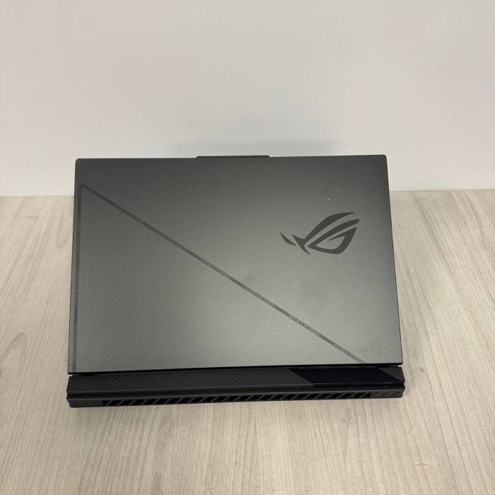 Ігровий ноутбук Б-класу Asus ROG Strix G16 G614JV / 16" (1920x1200) IPS / Intel Core i7-13650HX (14 (20) ядер по 3,6 - 4,9 ГГц) / 16 ГБ DDR5 / 1000 ГБ SSD NVMe / nVidia GeForce RTX 4060, 8 ГБ GDDR6, 128-біт / Веб-камера б/в - зображення 3