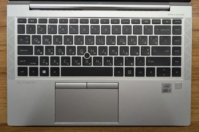 Ультрабук HP EliteBook 840 G7 / 14" (1920x1080) IPS / Intel Core i7-10610U (4 (8) ядра по 1.8 - 4.9 GHz) / 16 GB DDR4 / 512 GB SSD / Intel UHD Graphics / WebCam / TouchID / Windows 10 б/в - зображення 3