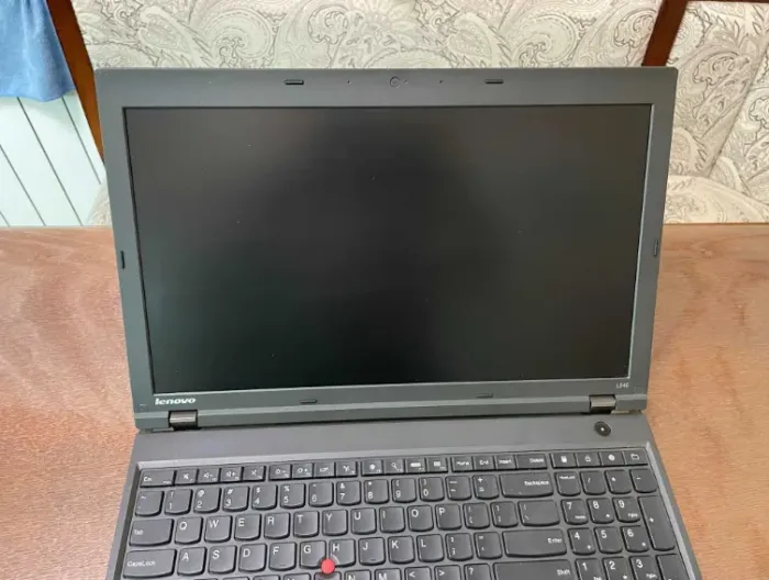 Ноутбук Lenovo ThinkPad L540 / 15.6" (1366x768) TN / Intel Core i5-4300M (2 (4) ядра по 2.6 - 3.3 GHz) / 8 GB DDR3 / 256 GB SSD / Intel HD Graphics 4600 / WebCam б/в - зображення 5
