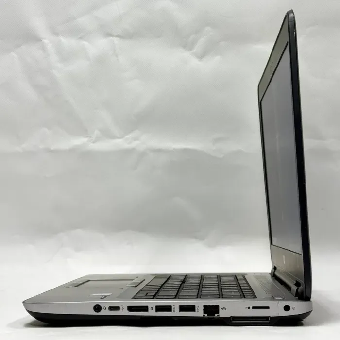 Ноутбук Б-клас HP ProBook 640 G3 / 14" (1366x768) TN / Intel Core i5-6300U (2 (4) ядра по 2.4 - 3.0 GHz) / 8 GB DDR4 / 250 GB SSD / Intel HD Graphics 520 / Windows 10 Pro б/в - зображення 6