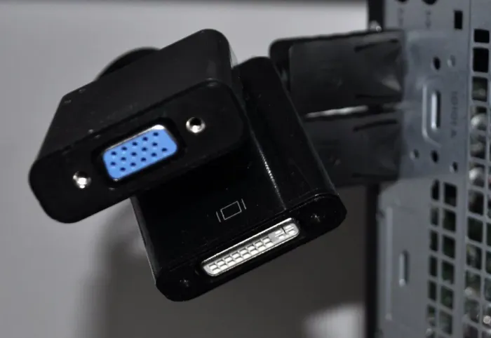 Комп'ютер HP EliteDesk 800 G3 SFF / Intel Core i5-6500 (4 ядра по 3.2 - 3.6 GHz) / 16 GB DDR4 / 500 GB SSD NEW / Intel HD Graphics 530 / DisplayPort / Windows 11 Pro + Перехідник з DisplayPort на (VGA, DVI на вибір) у комплекті б/в - зображення 7