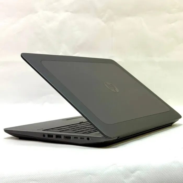 Робоча станція HP ZBook 15 G3 / 15.6" (1920x1080) TN / Intel Core i7-6700HQ (4 (8) ядра по 2,6 - 3,5 ГГц) / 16 ГБ DDR4 / 256 ГБ SSD / nVidia Quadro M1000M, 2 ГБ GDDR5, 128-біт / WebCam / Windows 10 Pro б/в - зображення 8