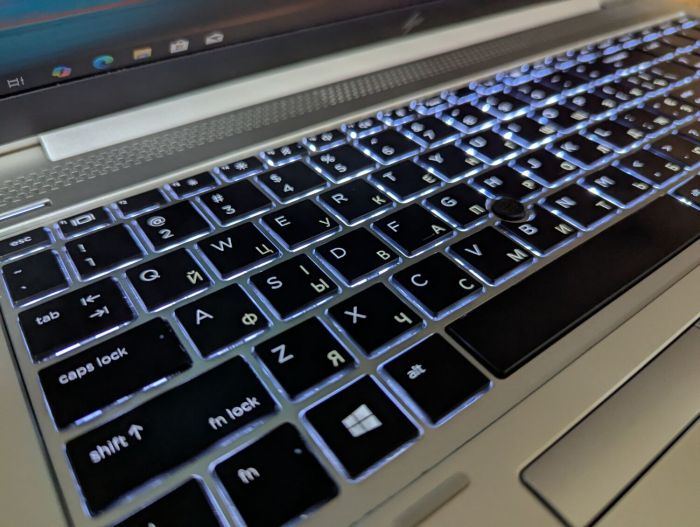 Ультрабук HP EliteBook 850 G6 / 15.6" (1920x1080) IPS / Intel Core i5-8265U (4 (8) ядра по 1.6 - 3.9 GHz) / 16 GB DDR4 / 512 GB SSD / Intel UHD Graphics / TouchID / WebCam / Windows 10 б/в - зображення 6