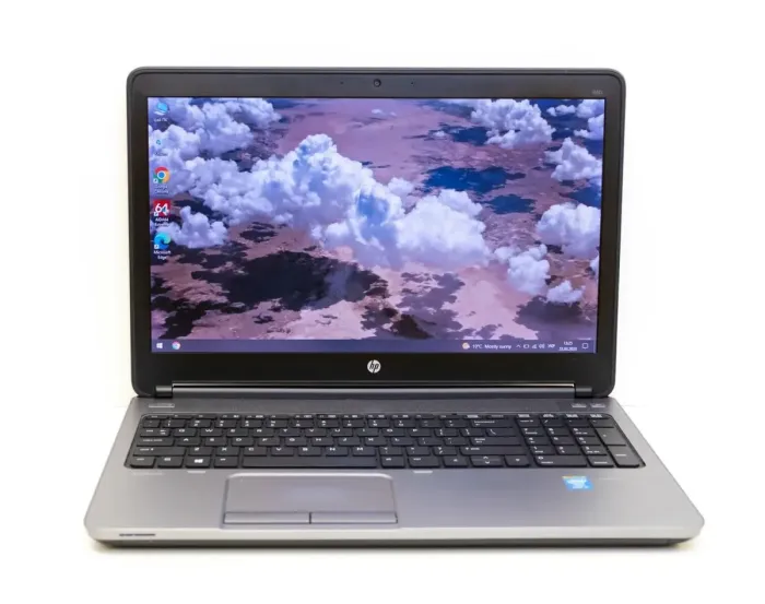 Ноутбук Б-класс HP ProBook 450 G1 / 15.6" TN / Intel Core i3-4000M (2(4) ядра по 2.4GHz) / 8GB DDR3 / 128GB SSD / HD Graphic 4600 / WebCam / DVD-ROM / VGA б/в - зображення 2