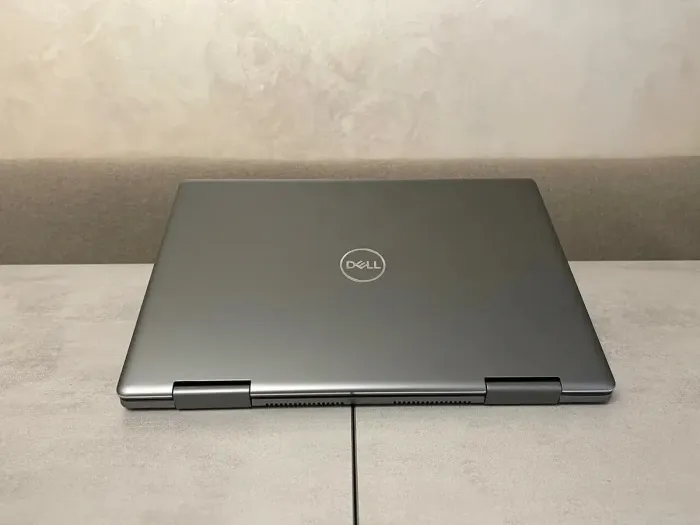 Ноутбук-трансформер Б-клас Dell Inspiron 15-7573 / 15.6" (1920x1080) IPS Touch / Intel Core i5-8250U (4 (8) ядер по 1.6 - 3.4 GHz) / 16 GB DDR4 / 256 GB SSD / Intel UHD Graphics 620 / WebCam / HDMI б/в - зображення 9
