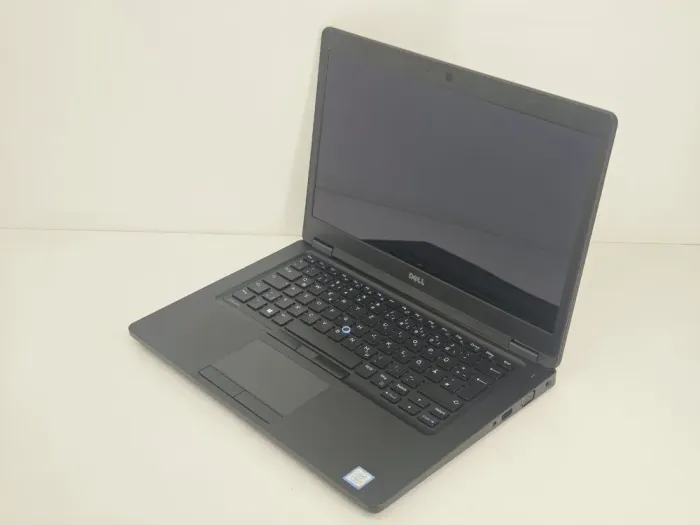 Ультрабук Dell Latitude 5480 / 14" (1920x1080) IPS Touch / Intel Core i5-6300HQ (4 ядра по 2.3 - 3.2 GHz) / 8 GB DDR4 / 256 GB SSD / Intel HD Graphics 530 / WebCam б/в - зображення 3
