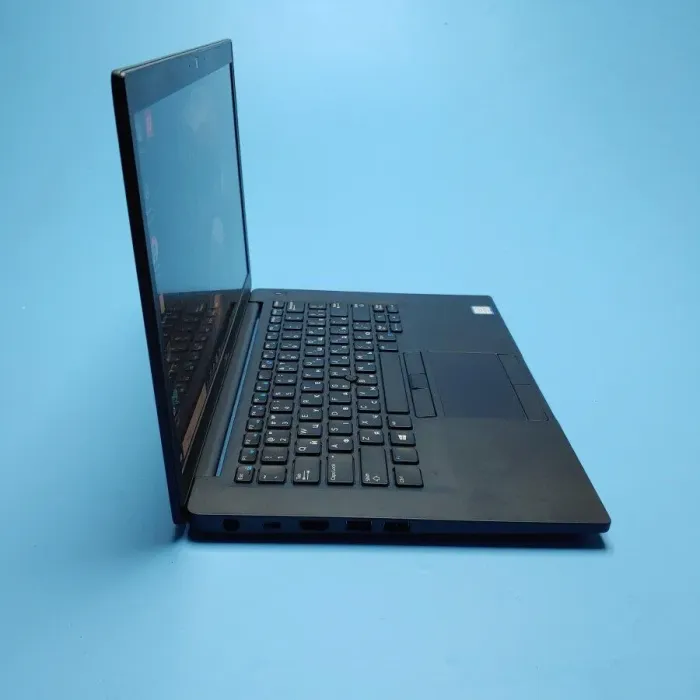 Ультрабук Dell Latitude 7490 / 14" (1920x1080) IPS Touch / Intel Core i5-8350U (4 (8) ядра по 1.7 - 3.6 GHz) / 8 GB DDR4 / 120 GB SSD / Intel UHD Graphics 620 / WebCam / Win 10 Pro б/в - зображення 4