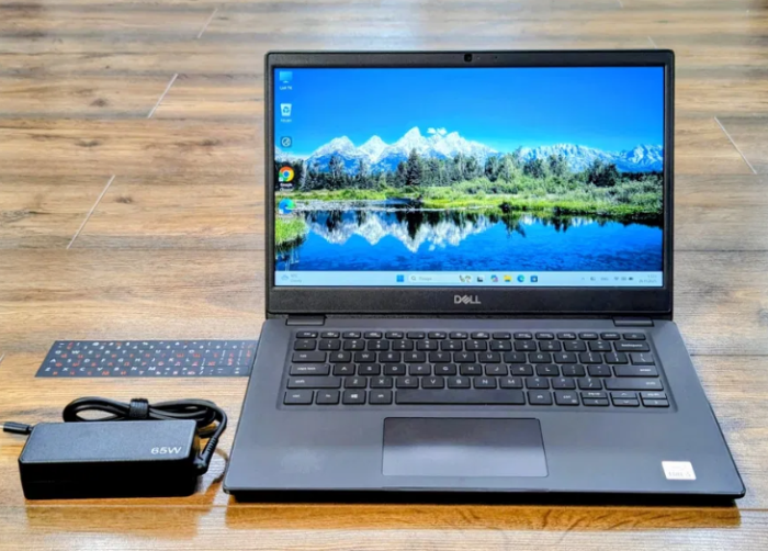 Ультрабук Dell Latitude 3410 / 14" (1920x1080) IPS / Intel Core i5-10210U (4 (8) ядра по 1.6 - 4.2 GHz) / 8 GB DDR4 / 256 GB SSD / Intel UHD Graphics / WebCam б/в - изображение 2