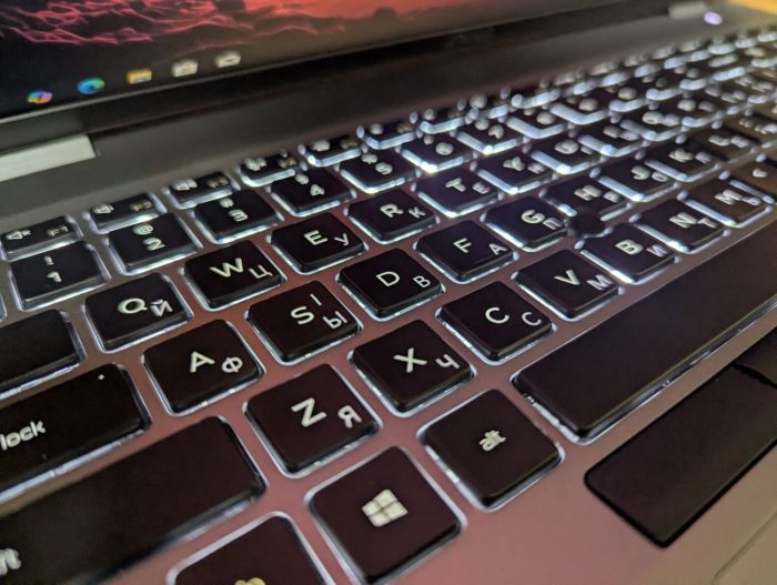 Ультрабук Dell Latitude 5511 / 15.6" (1920x1080) IPS / Intel Core i5-10400H (4 (8) ядра по 2.6 - 4.6 GHz) / 16 GB DDR4 / 512 GB SSD / Intel UHD Graphics / WebCam / HDMI / Windows 10 б/в - зображення 6