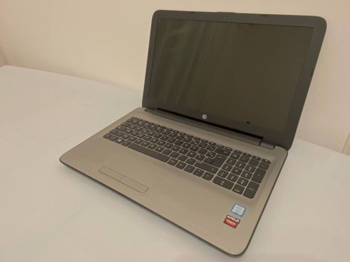 Ноутбук Б-клас HP 15-ay102nf / 15.6" (1366x768) TN / Intel Core i5-7200U (2 (4) ядра по 2.5 - 3.1 GHz) / 8 GB DDR4 / 128 GB SSD / AMD Radeon R5 M330, 2 GB DDR3, 64-bit / WebCam / DVD-RW б/в - изображение 3