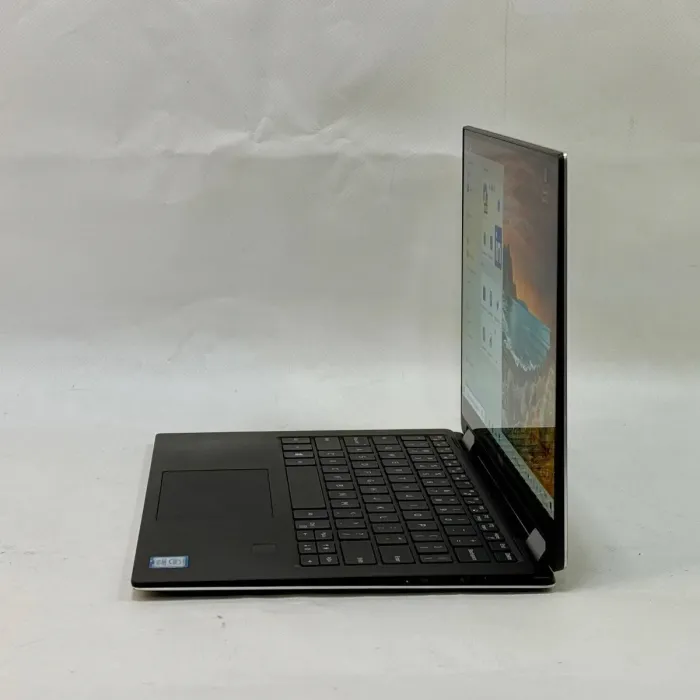 Ультрабук-трансформер Dell XPS 13 9365 2-in-1 / 13.3" (1920x1080) IPS Touch / Intel Core i7-7Y75 (2 (4) ядра по 1.3 - 3.6 GHz) / 16 GB DDR3 / 256 GB SSD / Intel HD Graphics 615 / WebCam / Windows 10 Home б/в - зображення 7
